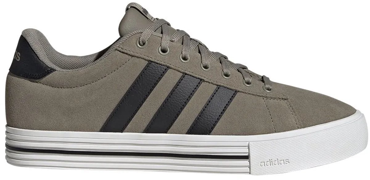 Clay / Core Black / Core White