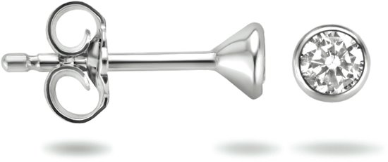 Zilveren oorsteker met een witte zirkonia steen, gezet in een zilveren kastje.