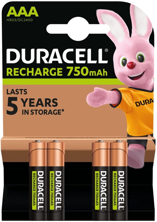 Piles rechargeables Duracell AAA, 4 pièces dans un emballage avec le lapin Duracell.