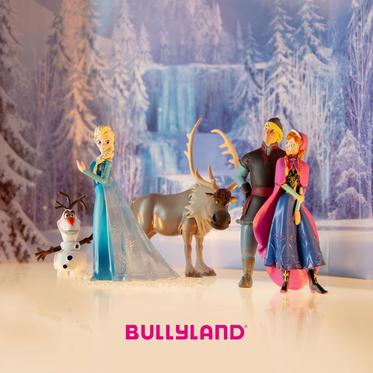 Bullyland 12960 – Speelfiguur Disney Frozen met Anna – levensecht en detailrijk vormgegeven – ideaal als taartfiguur, verzamelobject of vrolijk cadeau voor kinderen vanaf 3 jaar — afbeelding 4