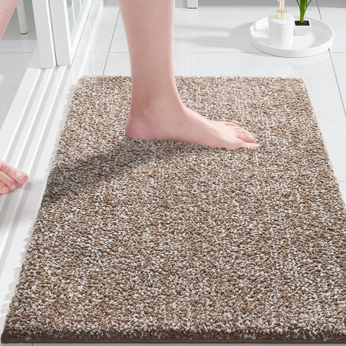 Stunq® Extra Zachte en Comfortabele Antislip Badmat voor Douche en Bad, Waterabsorberend, Machinewasbaar, Bruin & Wit, 43 x 61 cm