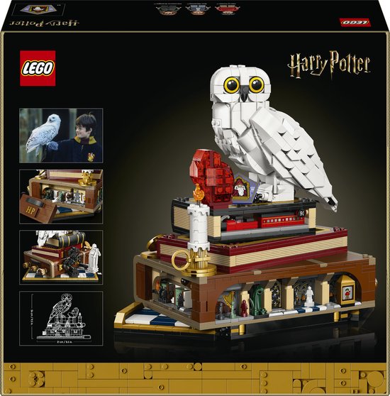 LEGO Harry Potter-verpakking met grote witte uil op boeken, minifiguren en gedetailleerde illustraties.