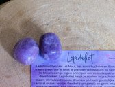 Lepidoliet Trommelsteen, edelstenen, edelsteen - Perfect cadeau voor vrouwen- Inclusief uitleg - Spiritueel - Lepidolite - Positieve keuzes - helpt bij verandering - Doelbewust - Stress - Slapen - 100% NATUURLIJK
