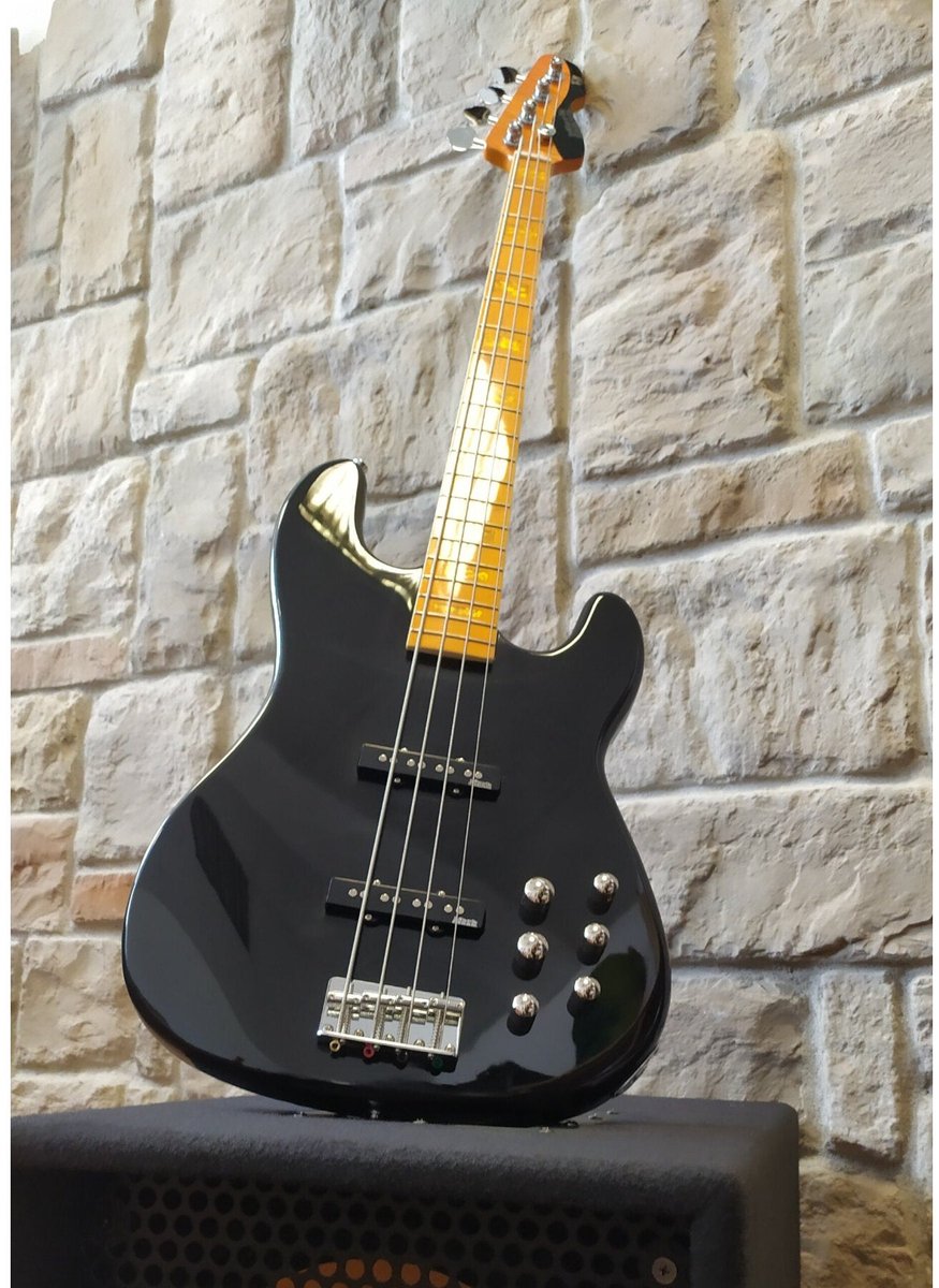 Markbass GV4 Gloxy Val Black CR MP - Elektrische basgitaar