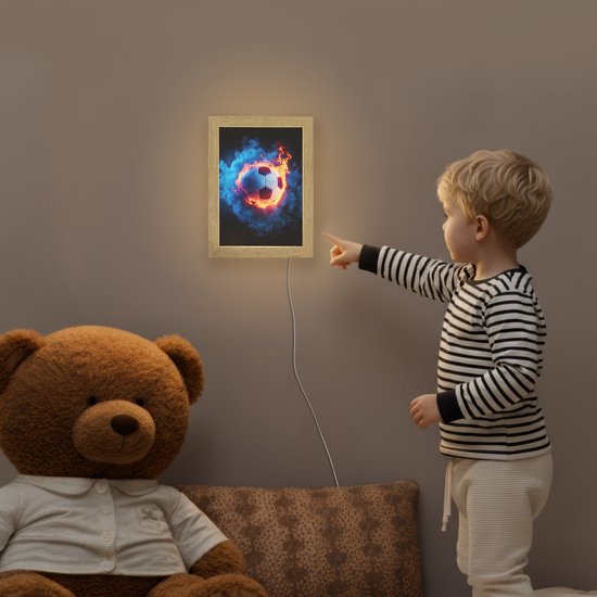 Nachtlampje 15x20 cm - Kinder lampje - Voetbal - Vuur - IJs - Blauw - Tafellamp kinderkamer - Slaapkamer lamp - Bedlamp kinderen - Kinderlampje stopcontact - Wandlamp babykamer - Nachtlampjes van OnlyWow — afbeelding 5