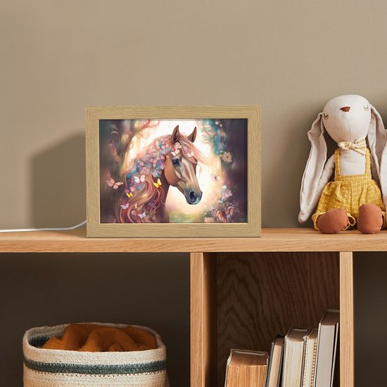 Nachtlampje 20x15 cm - Kinder lamp - Paard - Natuur - Bloemen - Vlinders - Bos - Tafellamp kinderkamer - Slaapkamer lamp - Bedlamp kinderen - Kinderlampje stopcontact - Wandlamp babykamer - Nachtlampjes van Merkloos — afbeelding 3