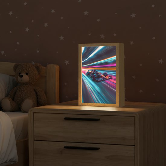Nachtlampje 20x30 cm - Kinder lampje - Racen - Auto - Race - Jongens - Kleurrijk - Tafellamp kinderkamer - Slaapkamer lamp - Bedlamp kinderen - Kinderlampje stopcontact - Wandlamp babykamer - Nachtlampjes van Merkloos — afbeelding 2