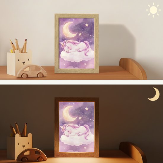 Nachtlampje 15x20 cm - Kinder lampje - Eenhoorn - Paars - Sterrenhemel - Maan - Tafellamp kinderkamer - Slaapkamer lamp - Bedlamp kinderen - Kinderlampje stopcontact - Wandlamp babykamer - Nachtlampjes van Merkloos — afbeelding 4