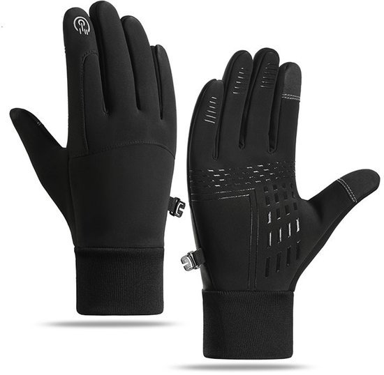 Een paar zwarte winterhandschoenen, één met de handpalm naar voren, beide met een gesp.