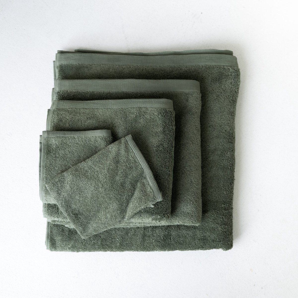 Linolux Washand Home Donker Groen – Set van 6 – 100% Katoen – 580 g/m² – Zacht & Absorberend