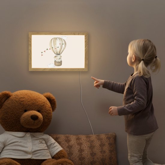 Nachtlampje 30x20 cm - Kinder lampje - Luchtballon - Olifant - Watercolor - Beige - Dieren - Tafellamp kinderkamer - Slaapkamer lamp - Bedlamp kinderen - Kinderlampje stopcontact - Wandlamp babykamer - Nachtlampjes van OnlyWow — afbeelding 5