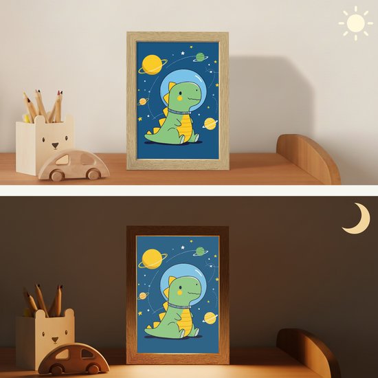 Nachtlampje 15x20 cm - Kinder lamp - Dino - Ruimte - Planeten - Tafellamp kinderkamer - Slaapkamer lamp - Bedlamp kinderen - Kinderlampje stopcontact - Wandlamp babykamer - Nachtlampjes van Merkloos — afbeelding 4