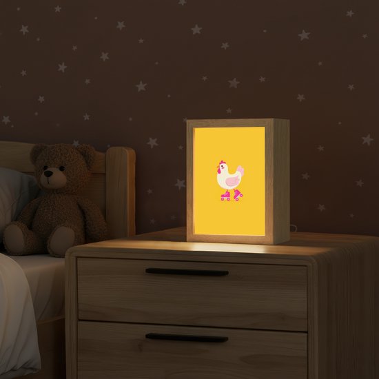 Nachtlampje 15x20 cm - Kinder lampje - Kip - Rolschaatsen - Geel - Tafellamp kinderkamer - Slaapkamer lamp - Bedlamp kinderen - Kinderlampje stopcontact - Wandlamp babykamer - Nachtlampjes van OnlyWow — afbeelding 2