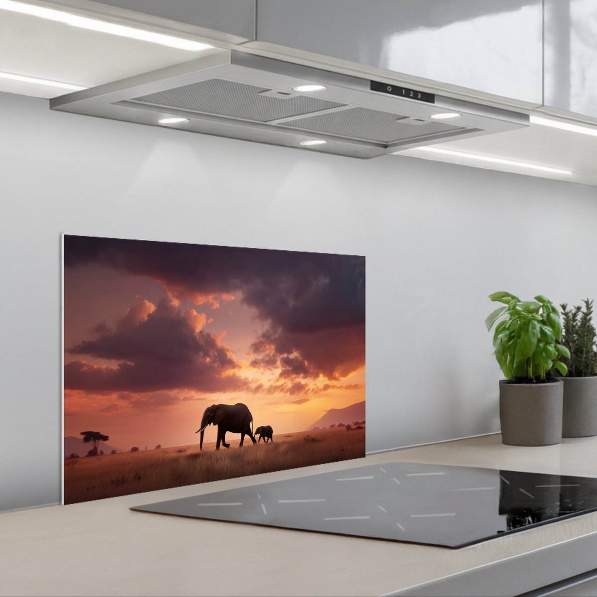 KitchenYeah Spatscherm 60x40 cm Zelfklevende achterwand Olifanten Grasland Zonsondergang Keuken muurbeschermer Spatwand fornuis