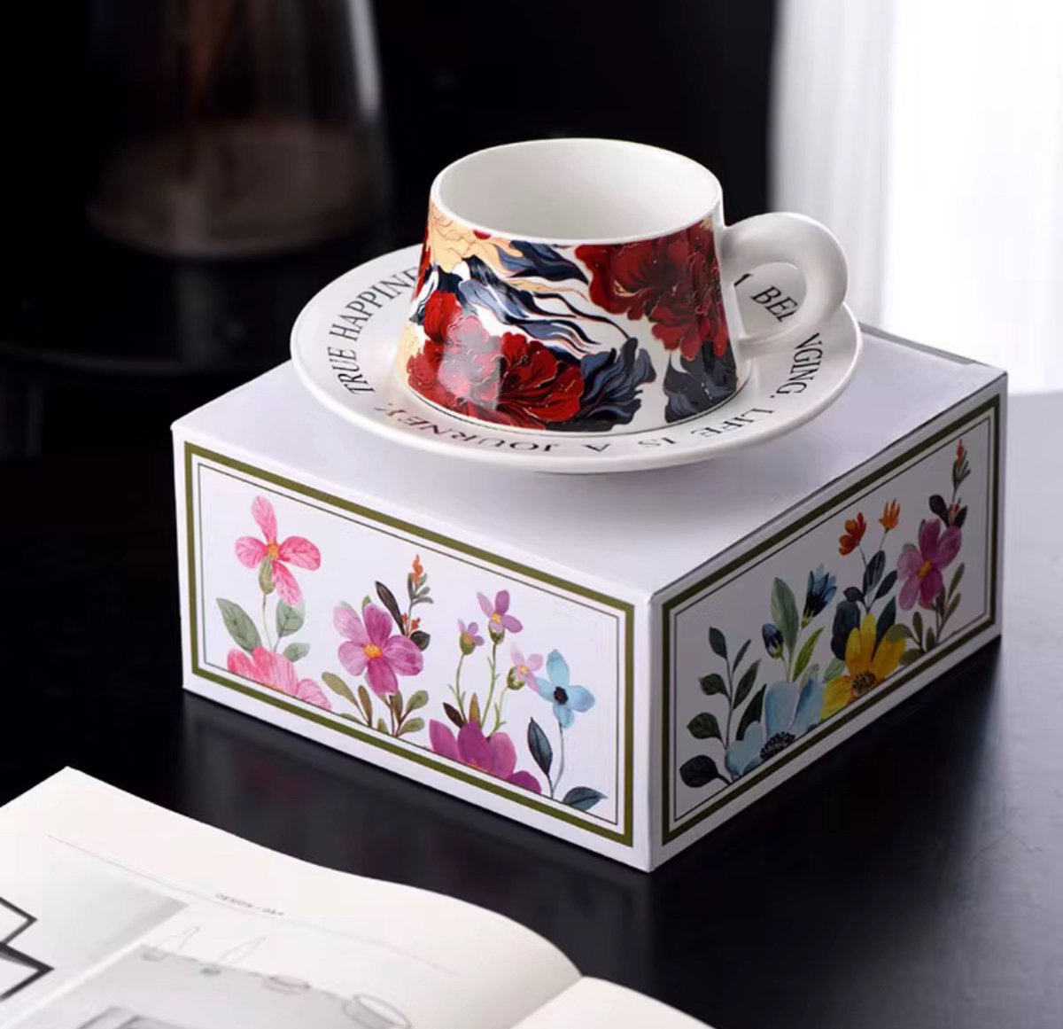 Unieke Kop en Schotel Set - Luxe Cadeauverpakking - Vintage Desing