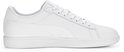 Witte Puma Smash sneaker, van de zijkant gezien.