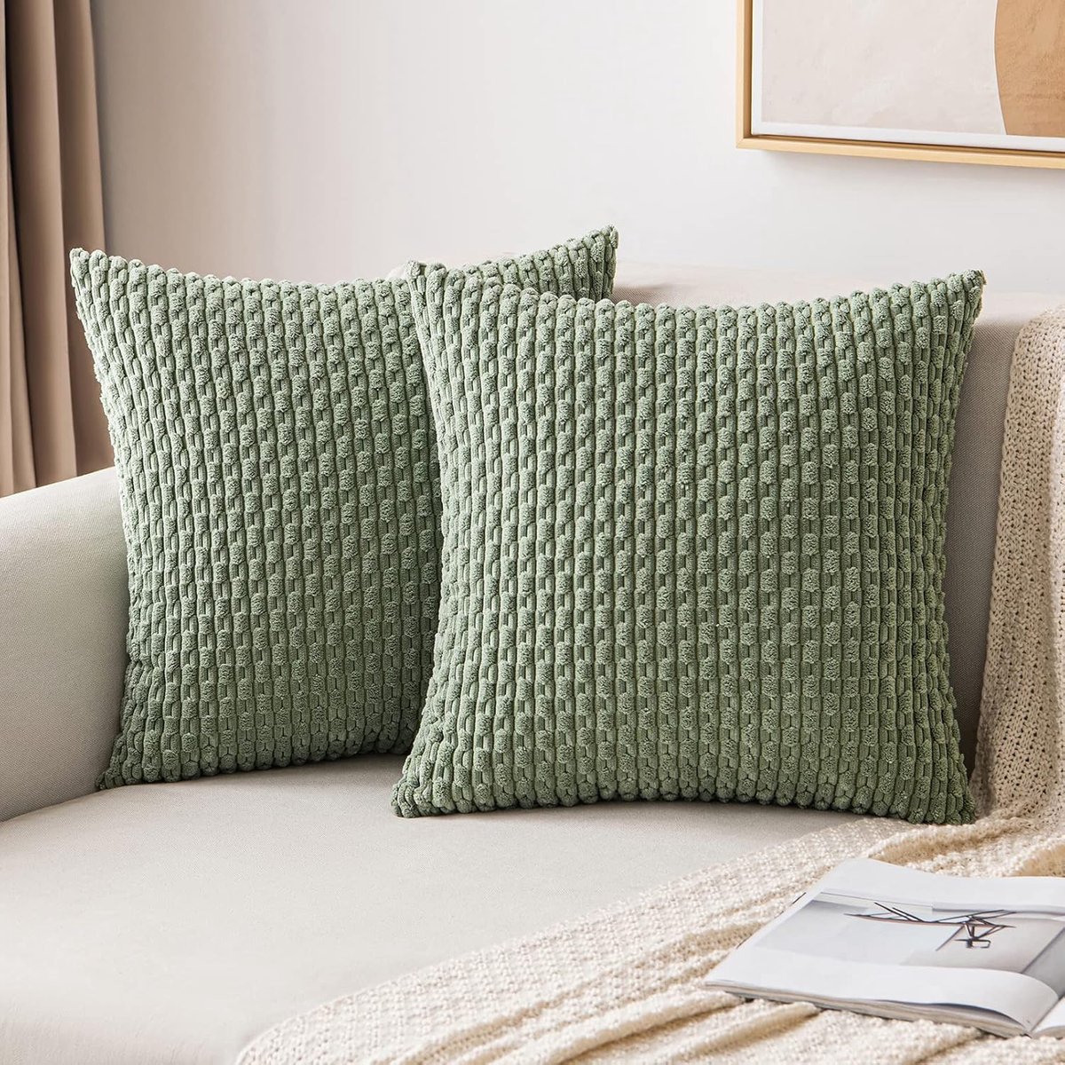 Famanu Corduroy fluwelen kussenhoezen 40x40 cm grasgroen set 2, modern zacht sierkussen, verborgen rits voor sofa