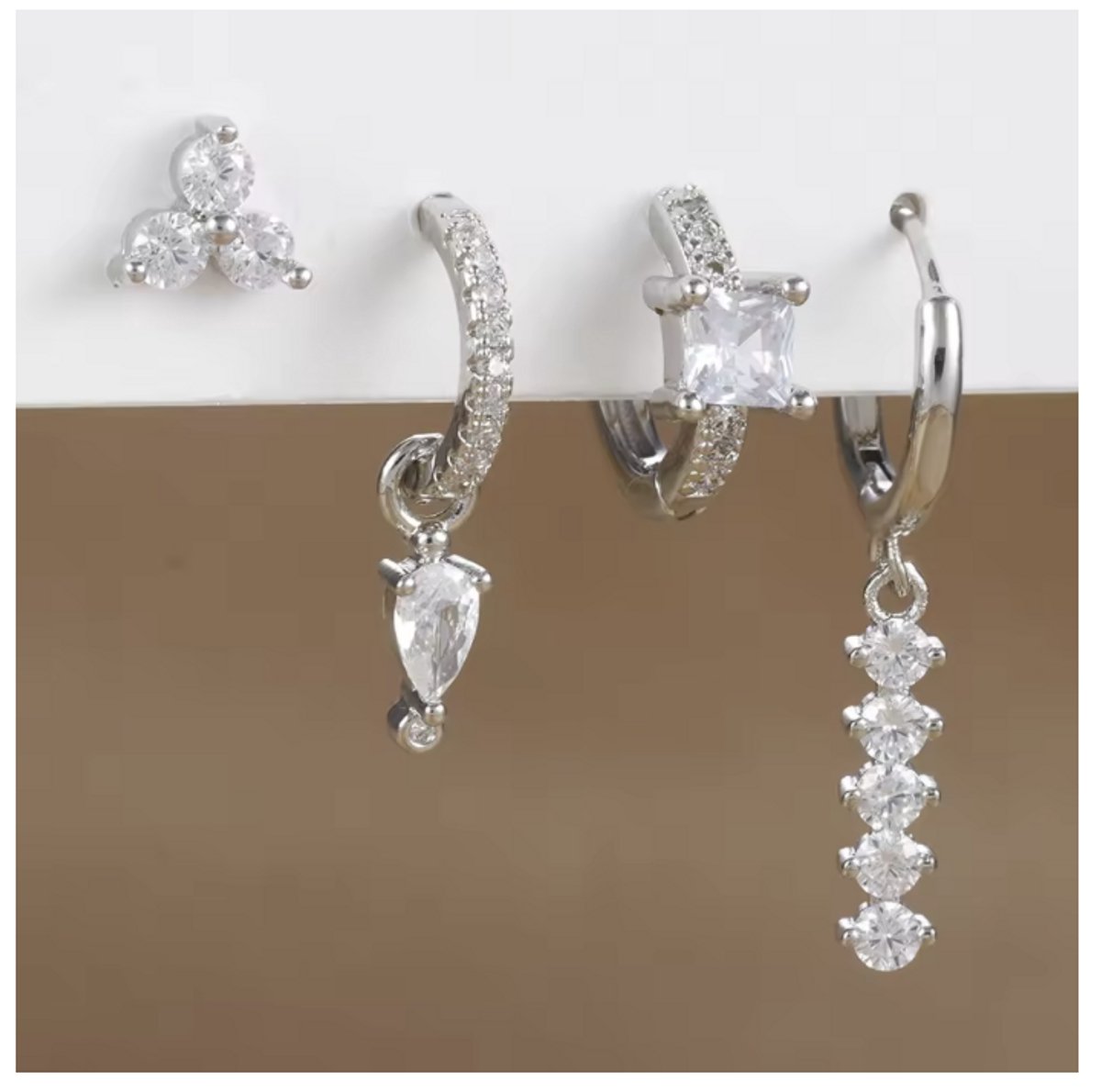 Maevi® Oorbellen Set 4 Stuks - Kleur: Zilver - 18K Verguld - Hoge Kwaliteit - Oorbellen Set - Meerdere Oorbelgaatjes - Oorbellen / Earrings - Oor Versiering - Luxe Set - Gouden Oorbellen - Meerdere Gaatjes - Cadeau - 18 Karaat - Oorhangers