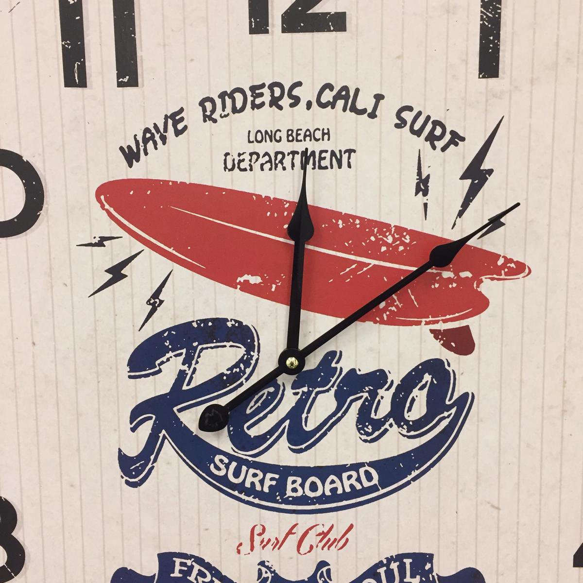 Wandklok CALIFORNIA SURFING RETRO DESIGN