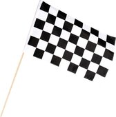 50x Finish vlaggen zwaaivlaggen wit/zwart geblokt 30 x 45 cm - Formule 1 vlag - Race vlaggen