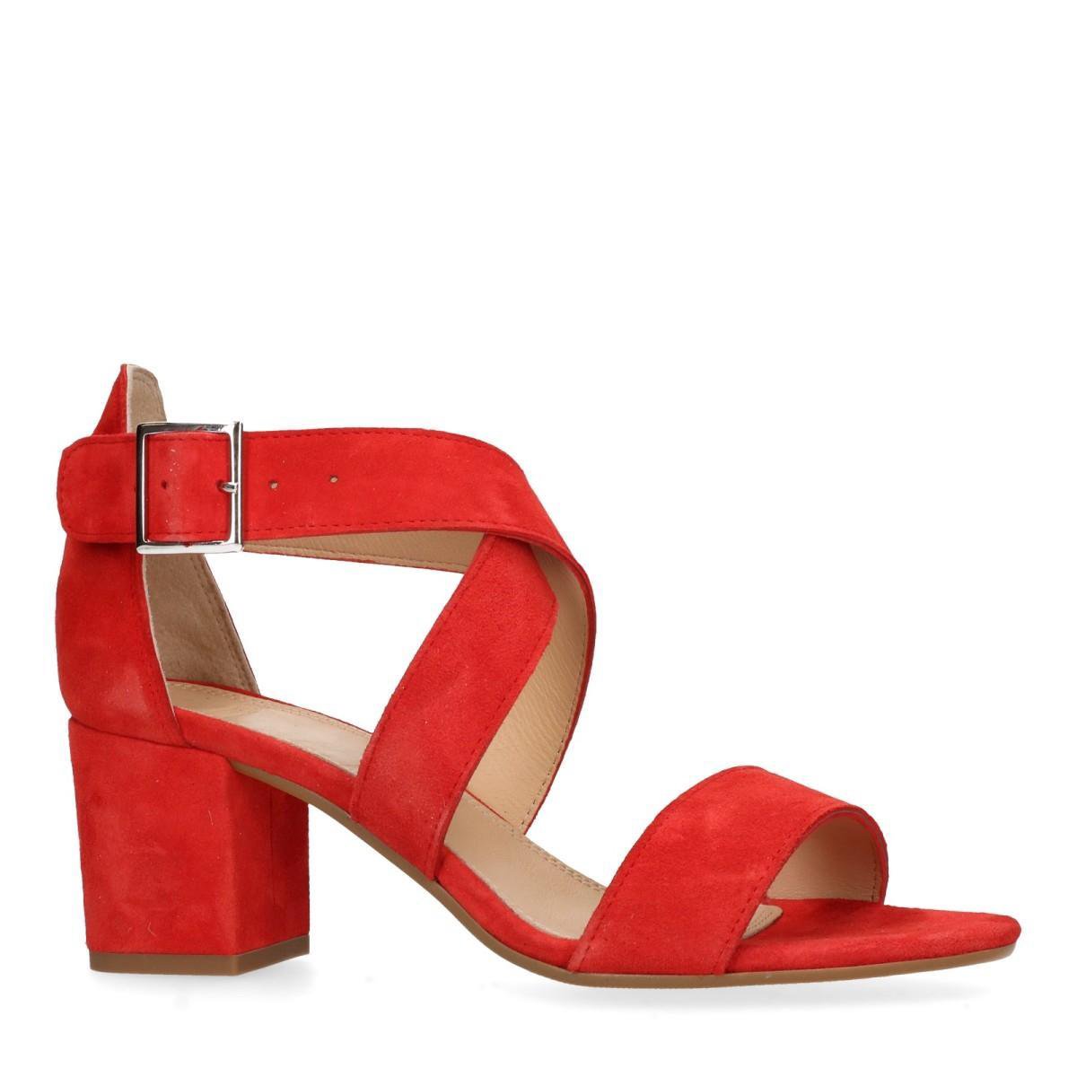 bol.com | Manfield - Dames - Rode sandalen met hak - Maat 39