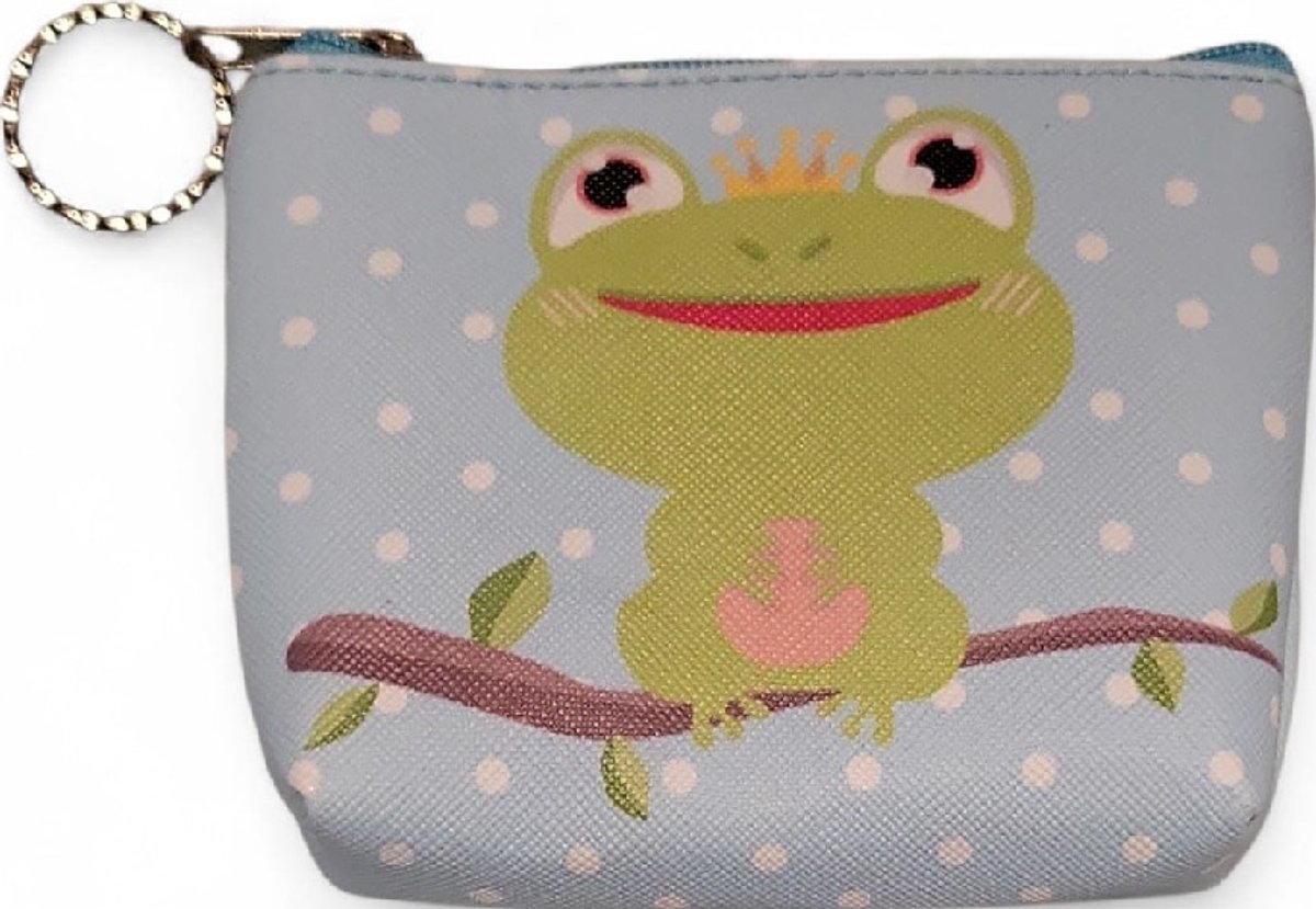 Een leuke rits portemonnee met een afbeelding van een kikker. Dit portemonneetje is prima te gebruiken om kleinigheden in mee te nemen, zoals bijvoorbeeld muntgeld of bonnetjes of pasjes. Leuk om voor uzelf te kopen of om cadeau te geven.