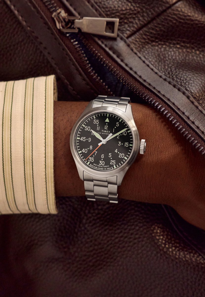 Timex Waterbury Ace Quartz Analoog Horloge Silver Tone Kast: 100% Roestvrij Staal | Armband: 100% Roestvrij Staal 41 mm TW2Y70300AJ