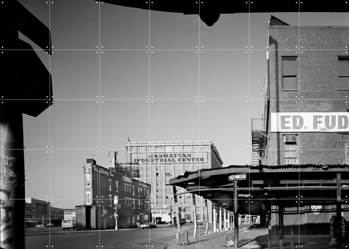 IXXI Meat Markt 1989, Teun Voeten - 140 x 100 cm - Gratis ophangtool - Grote wanddecoratie en posters - Vintage, Fotografie, Woonkamer, Gang, Stad