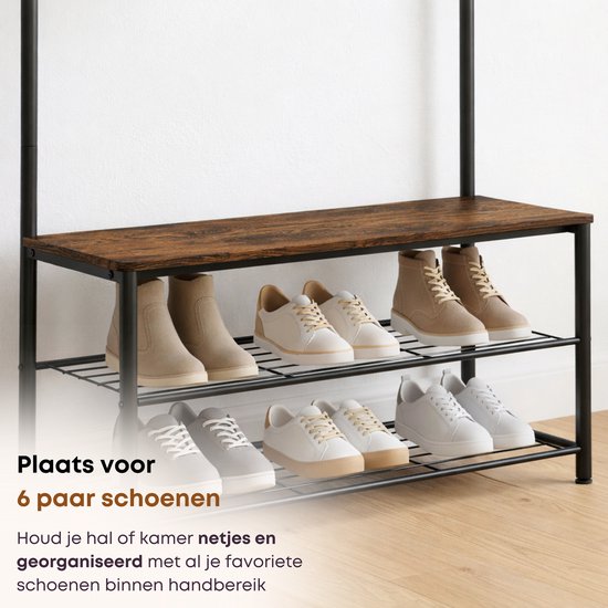 Schoenenrek met plaats voor 6 paar schoenen. Grijze, beige en witte schoenen.