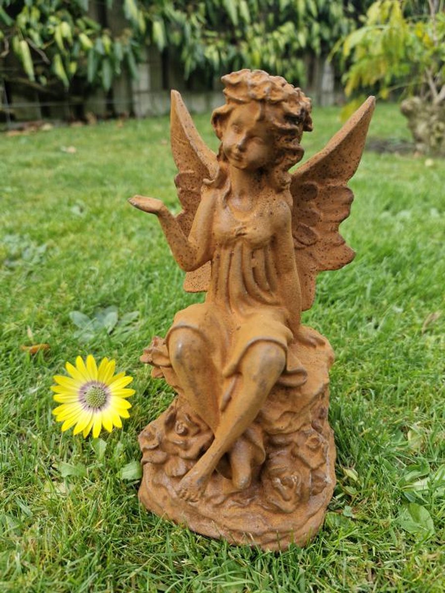 Engel van gietijzer , engel tuinbeeld ,grafbeeld