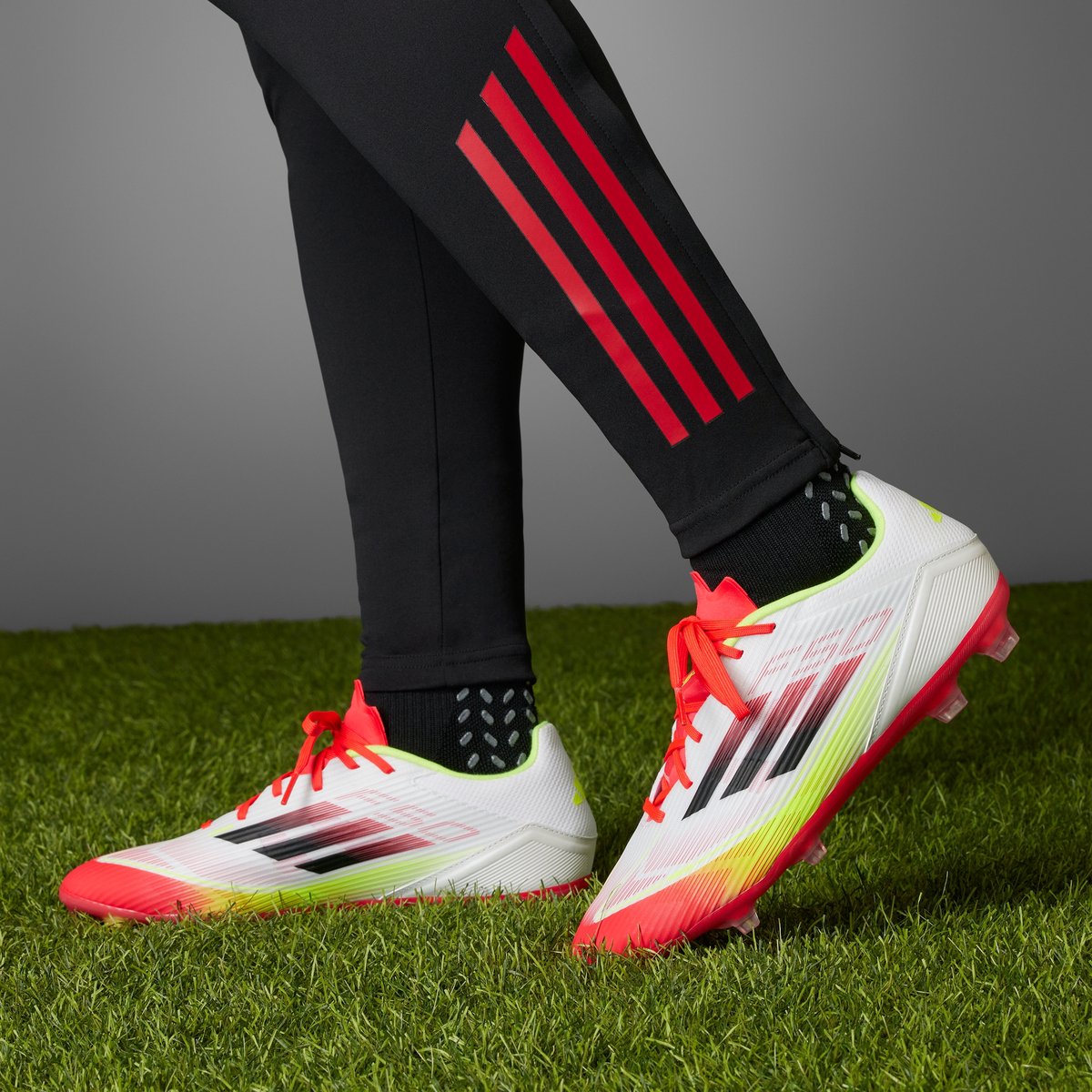 adidas Performance F50 League Firm / Multi-Ground Voetbalschoenen - Unisex - Wit — cadeau in Sport & Outdoor - foto 7