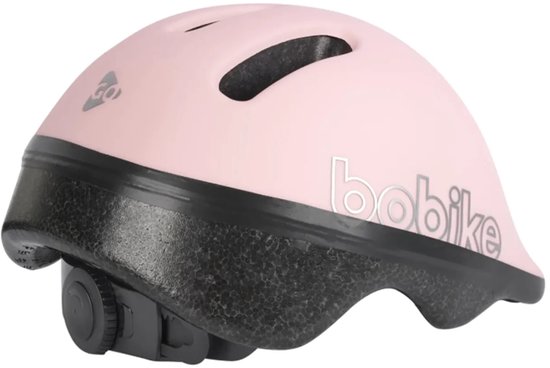 Roze Bobike GO fietshelm met verstelknop aan de achterkant.