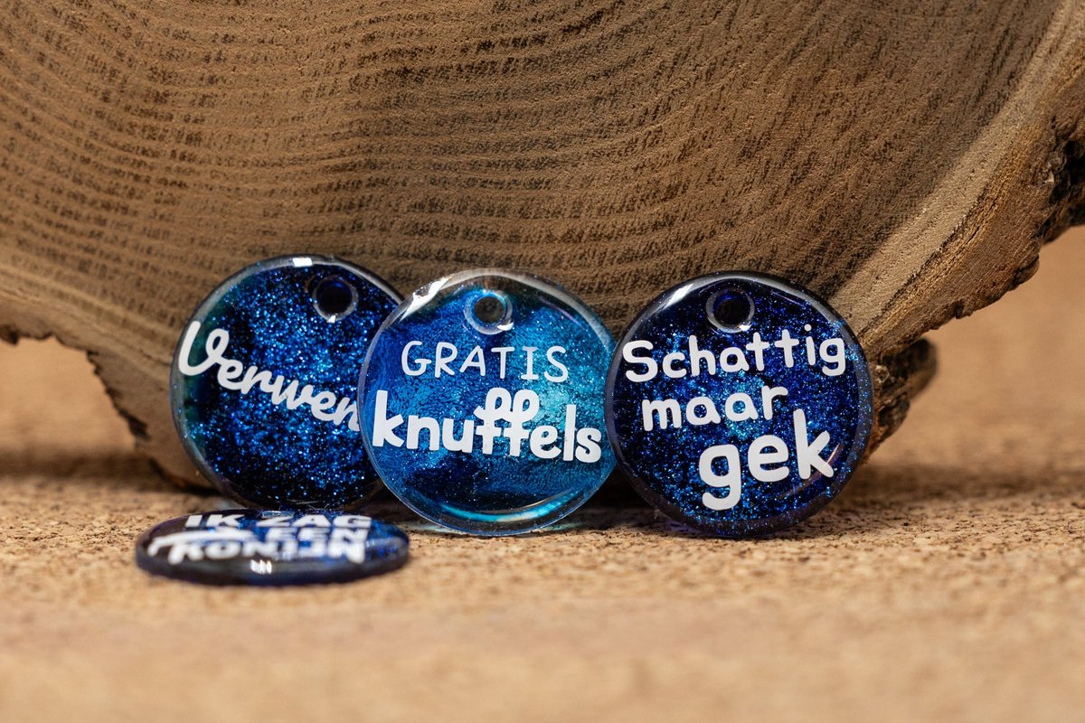 Crackerjack hondenpenning - Fun tag - Gratis knuffels - slijtvast - moddervast - uniek - leuk als cadeau
