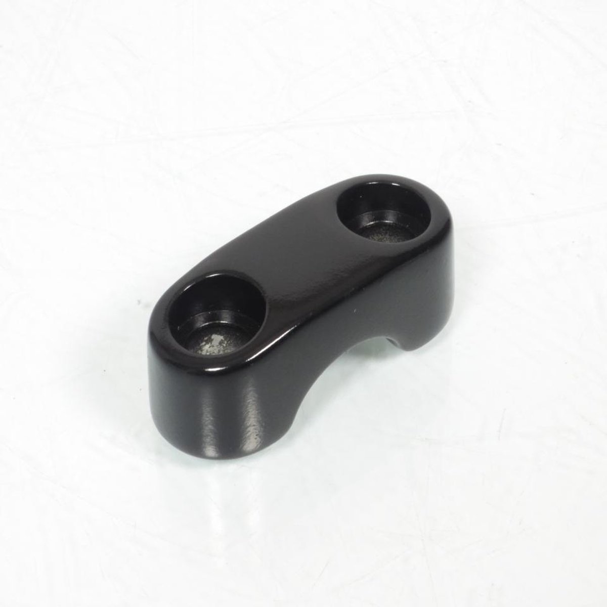 Pontet de guidon origine pour Moto Aprilia 650 Pegaso 1992 à 1996 AP8123604 Neuf