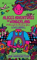 Boekomslag van "Alice's Adventures in Wonderland & Through the Looking-Glass" met een illustratie van Alice, een theepot, rozen en het schaakbord. De tekst luidt: "ALICE'S ADVENTURES IN WONDERLAND & Through the Looking-Glass LEWIS CARROLL".