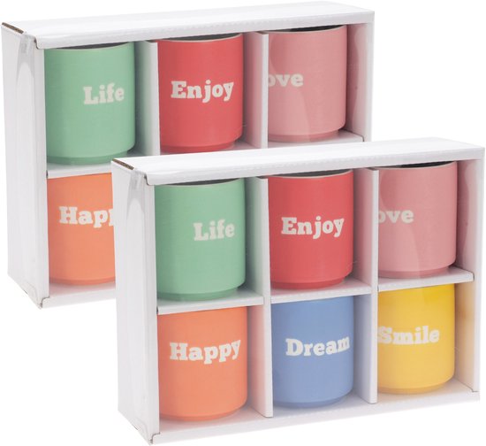 Set van 6 mokken in cadeauverpakking met de teksten 'Life', 'Enjoy', 'Love', 'Happy', 'Dream', 'Smile'.
