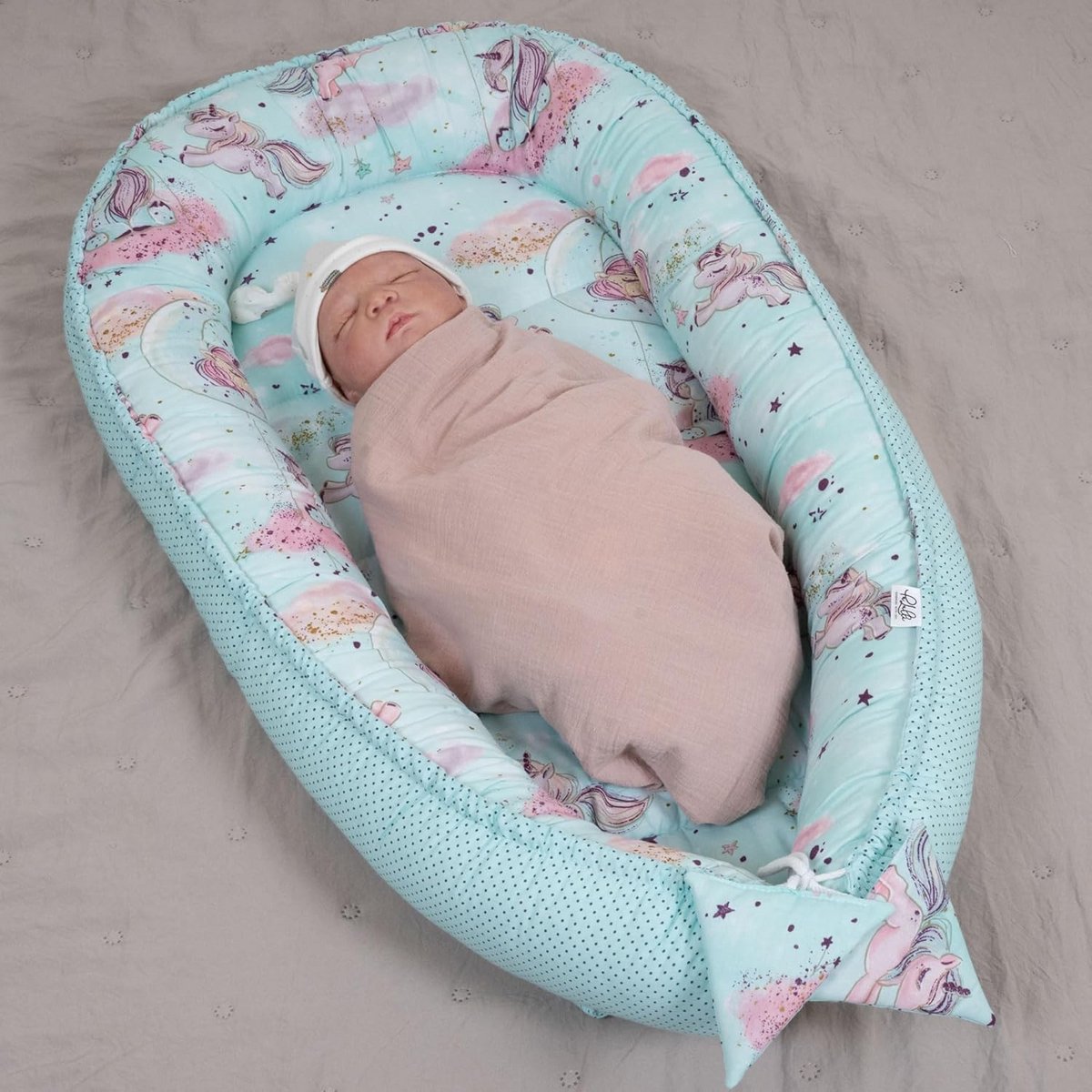 5-Delige Babynest Set met Knuffeldeken en Kussens - 100% Katoen OEKO-TEX Gecertificeerd