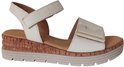 Crèmekleurige Gabor sandalen met gouden gesp en kurken sleehak.
