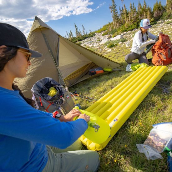 Big Agnes Divide - Slaapmat Yellow Wide regular - 25" x 72" van Big Agnes — afbeelding 3