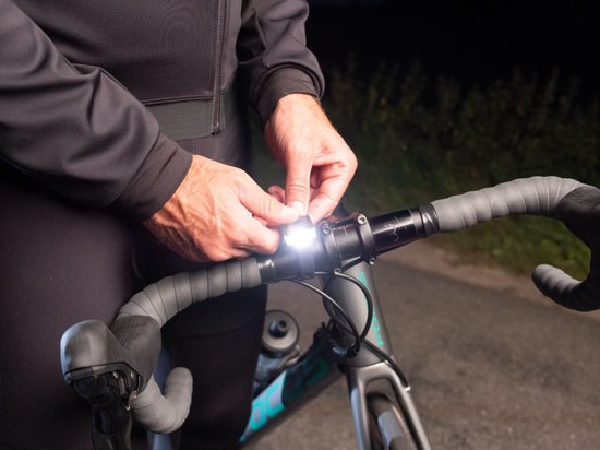 BBB Cycling Spark 2.0 Koplamp Fiets - 100 Lumen - USB C Oplaadbaar - IPX4 Waterbestendig - Brandtijd: 27 uur - Fietsverlichting Racefiets & Mountainbike - BLS-151 — afbeelding 3
