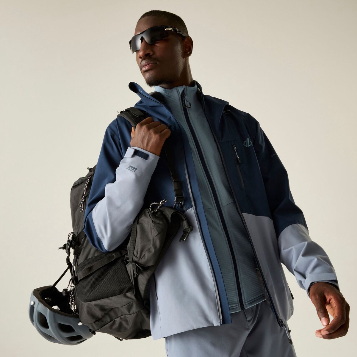 Dare2B Arising IV waterdichte wandeljas met capuchon voor heren Marineblauw