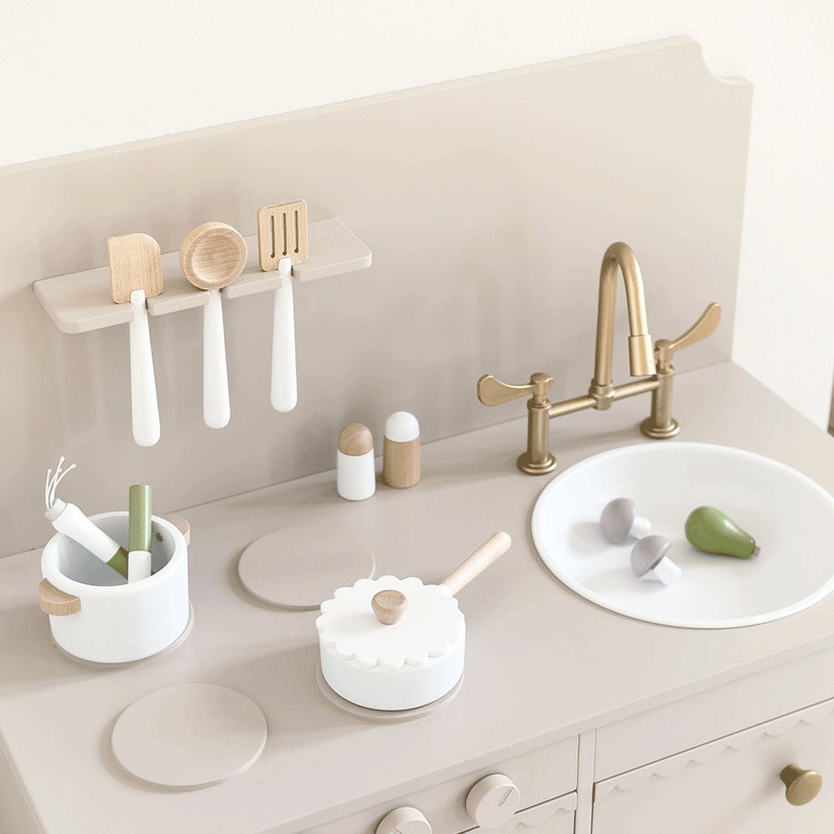 Petite Amélie Speelkeuken Sorbier - Kinderkeuken incl. 13-delige keukenset - H 82 cm — afbeelding 3