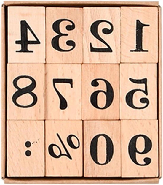 houten-stempels-cijfers-en-symbolen-voor-scrapbooking-set-van-12