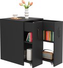 Zwarte archiefkast met open vakken met boeken, een luidspreker en een kopje koffie.