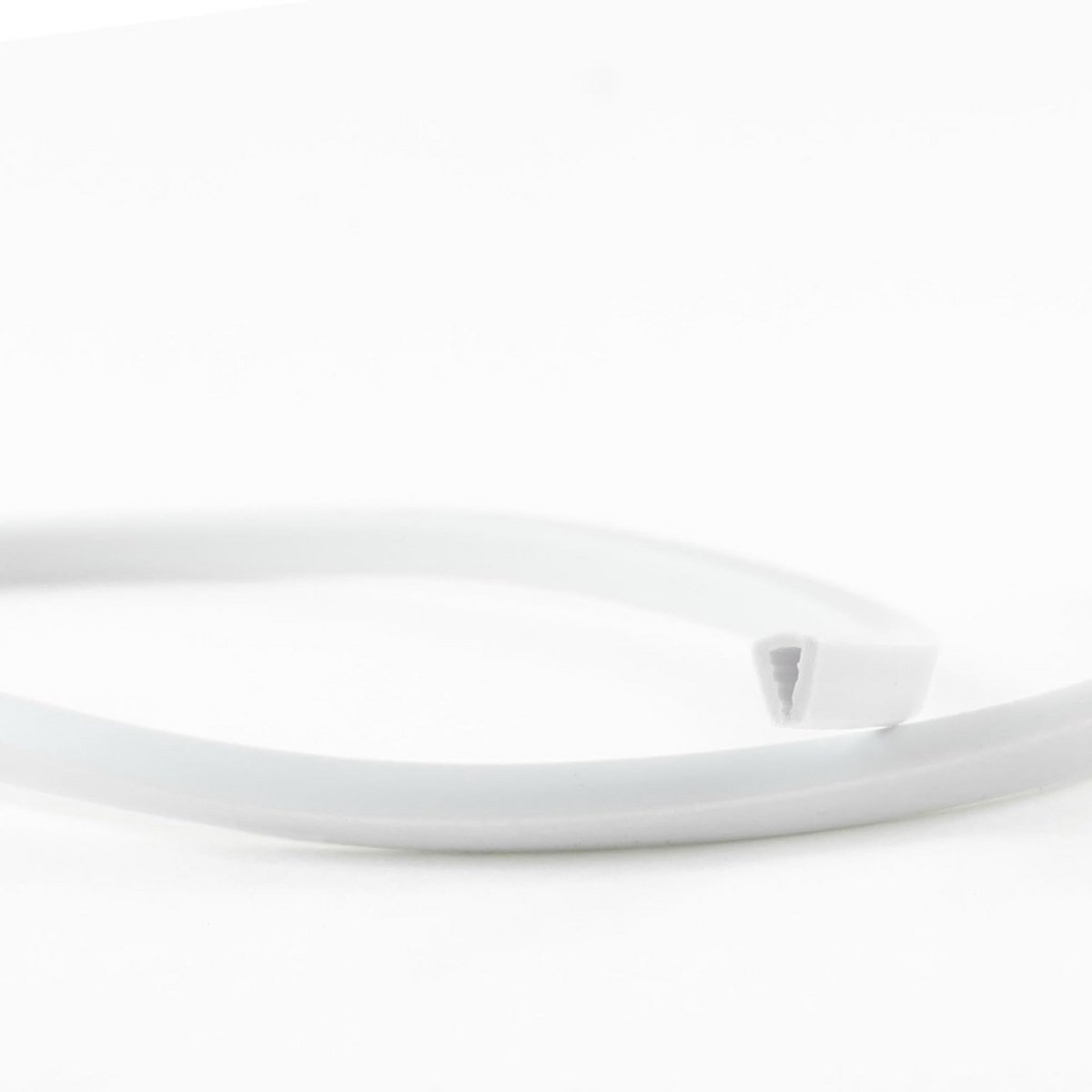 Flexibele PVC Randafwerking Wit – 10 Meter – Splijtmaat 2,0 mm – Beschermband