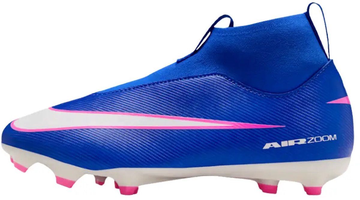 Nike jr Zoom Superfly 10 Acad FGMG, blauwe voetbalschoenen, maat 32, met roze details en gestroomlijnd ontwerp.