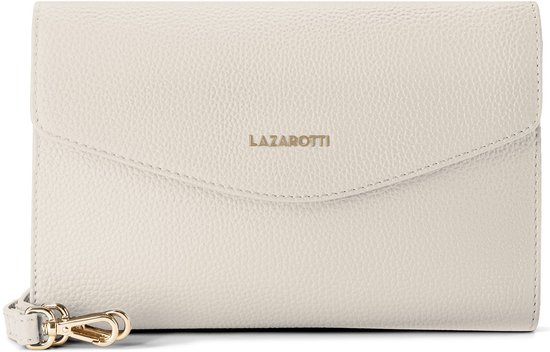 Crèmekleurige lederen clutch met goudkleurige karabijnsluiting aan de zijkant.