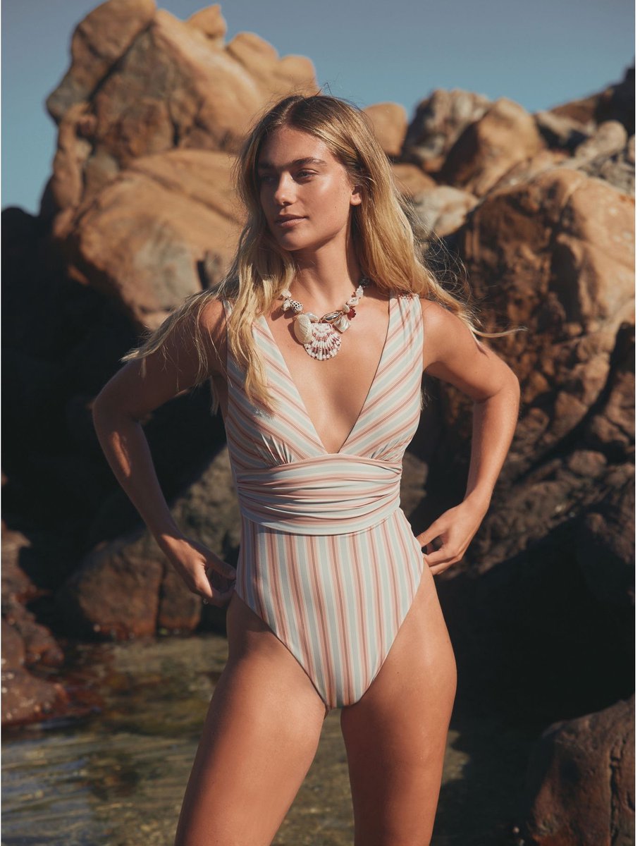 Next Dames - Diepuitgesneden buikbedekkend badpak - Roze Peach Pink Stripe