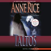Boekcover Taltos van Anne Rice, #1 New York Times Bestseller. Een figuur in een mantel tegen een maanlicht-landschap met stenen cirkel.