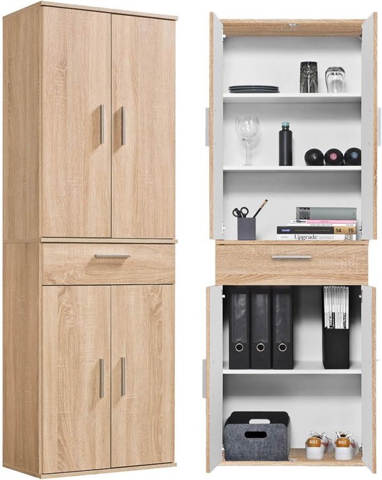 Een houten kast met twee deuren, een lade en twee open secties met planken, gevuld met diverse spullen.